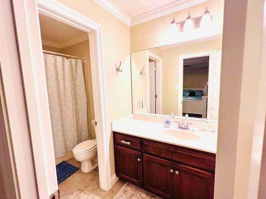 4/3 Home Centrally Located, Beach, Casino, Airport, Dining, Golfing, Shopping, Entertainment Gulfport Exterior photo