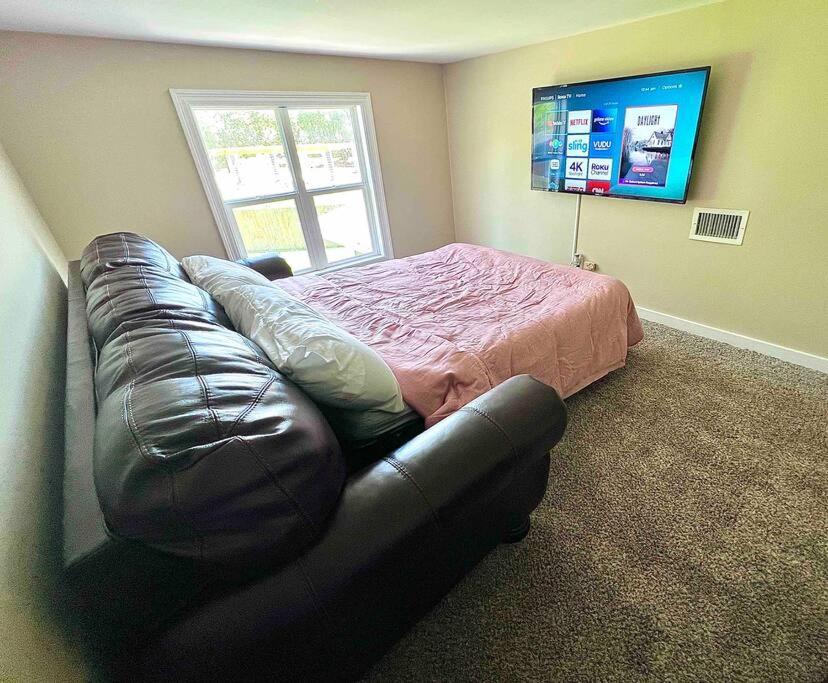 4/3 Home Centrally Located, Beach, Casino, Airport, Dining, Golfing, Shopping, Entertainment Gulfport Exterior photo